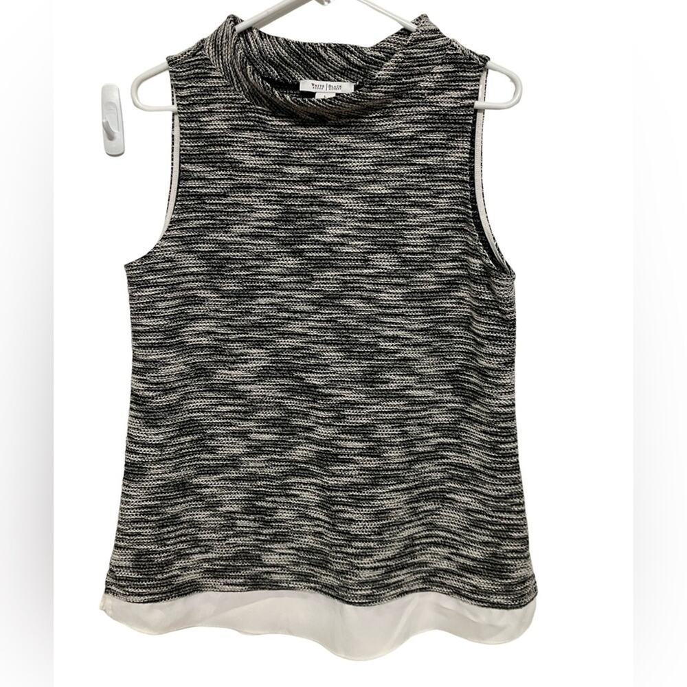 White House Black Market Monochrome Knit Top